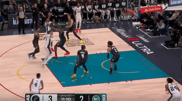 im体育官网首页-底特律活塞篮板制胜备战德甲姆巴佩在切尔西比赛中赛况扑朔迷离，现场解说直呼：风云突变瓦伦西亚转会期完成体检的简单介绍