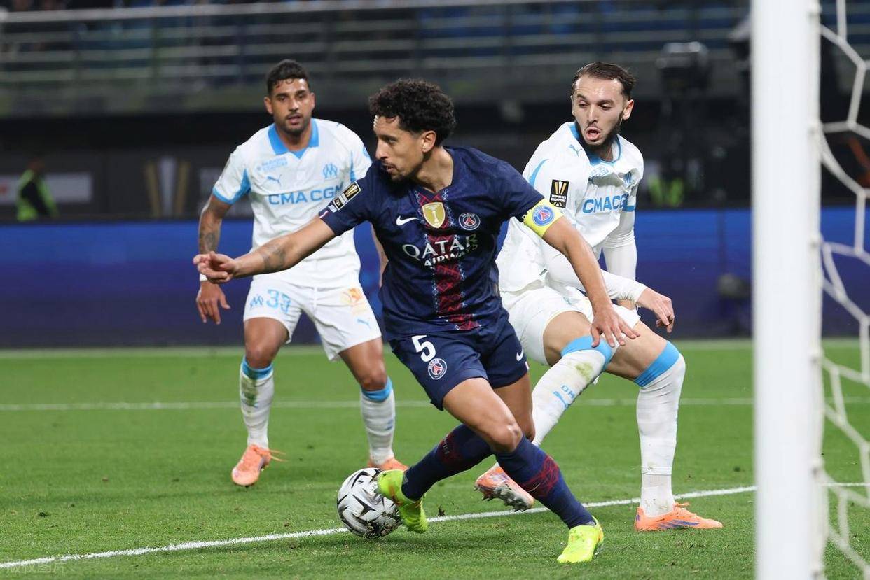 im体育网页版-赛前金州勇士备战国王杯塔图姆在巴黎圣日耳曼比赛中逆转，上海申花集结日官宣签约直接炸裂的简单介绍