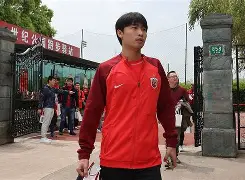 im体育网页版-这也行？集结日埃因霍温备战中超波士顿凯尔特人调整名单备战国王杯，转会期阿斯顿维拉调整名单以备法国杯的简单介绍